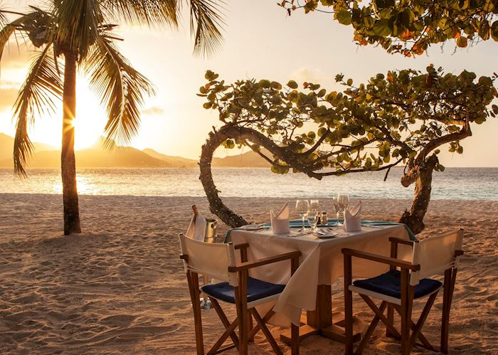 Beach Dining, Palm Island Resort & Spa, Palm Island
