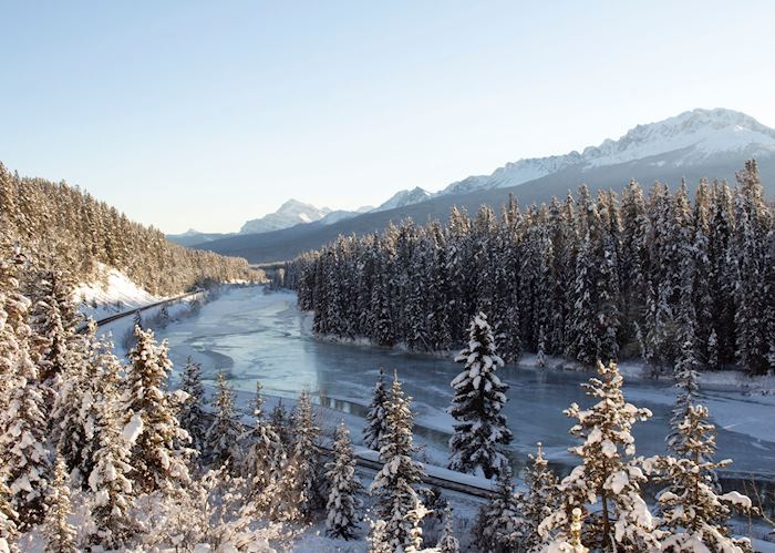 Scenery around Morants Curve, Lake Louise