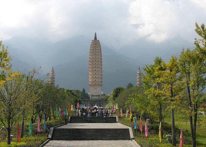 The Three Pagodas, Dali