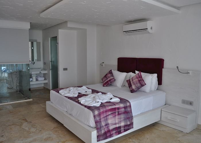 Asfiya Sea View Hotel