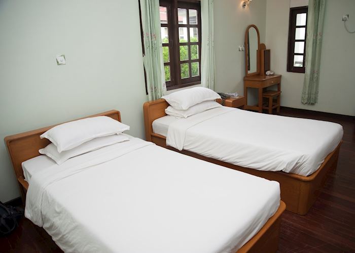 Attran Hotel, Mawlamyine (Moulmein)