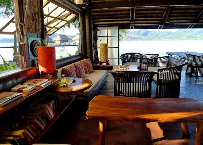Vahine Island Resort