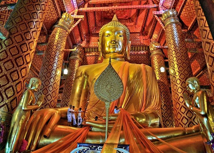 Wat Phanan Choeng, Ayutthaya, Thailand