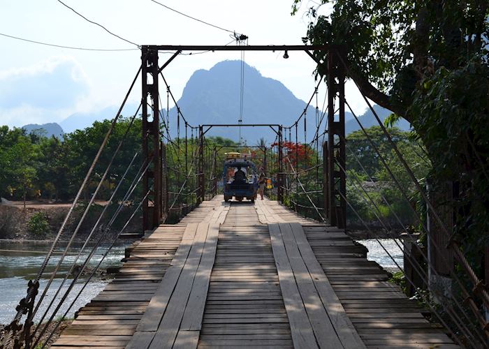 Bamboo bridge, Vang Vieng