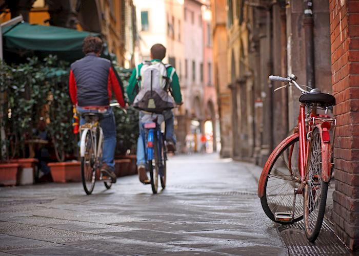 Cycling, Pisa, Tuscany