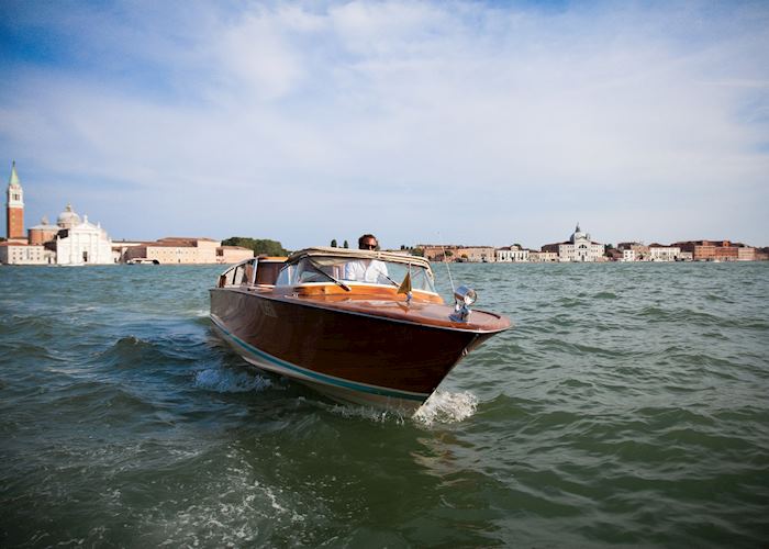 Venetian transport mode