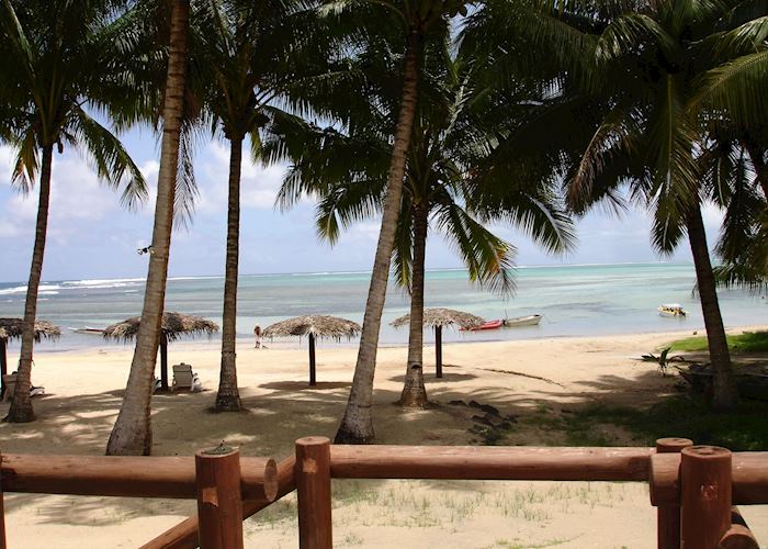 Beach at SInalei Reef Resort and Spa, Upolu