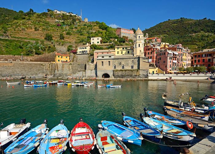 Hiking in the Cinque Terre | Audley Travel US