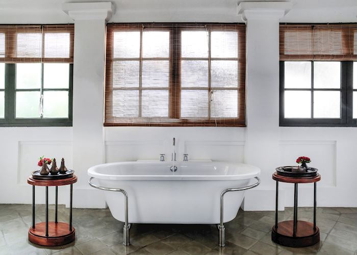 Bathroom, Amantaka