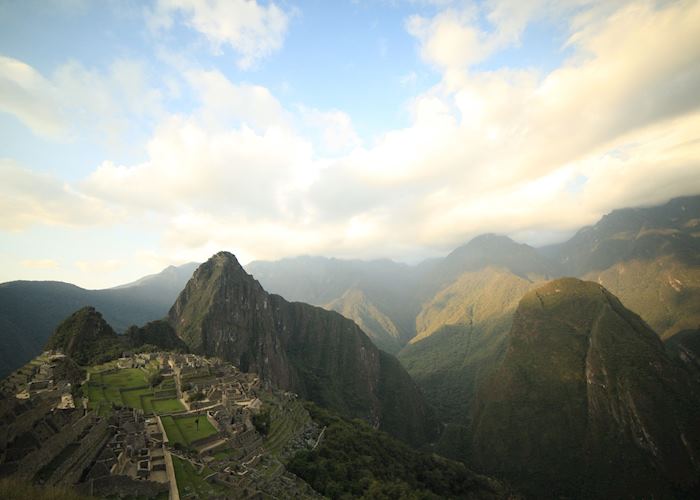 Machu Picchu- Wide Shot