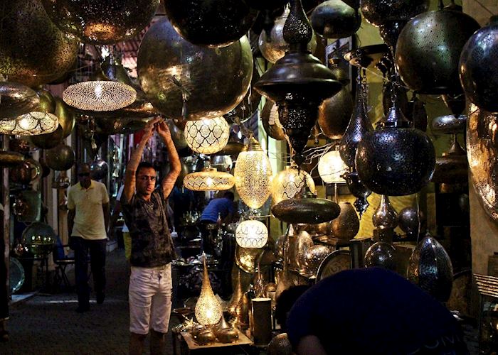Metal craftsman hanging lamps