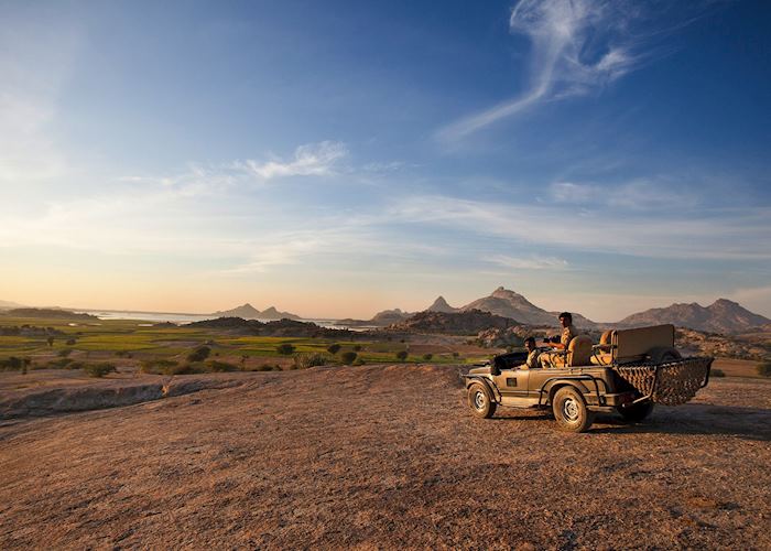 Drivers at Sujan Hill, Jawai Leopard Camp