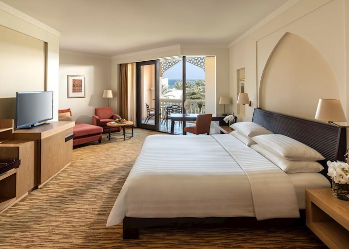 Premier room, Shangri-La Al Bandar, Muscat