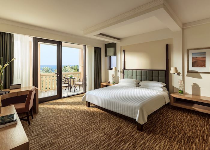 One-bedroom suite, Shangri-La Al Bandar, Muscat