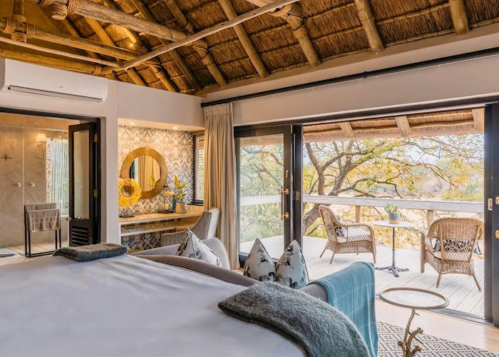 Luxury suite, Thornybush Game Lodge, Thornybush Private Game Reserve