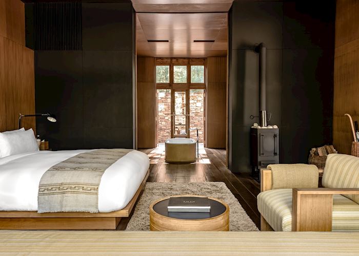 Bedroom, Amankora Paro