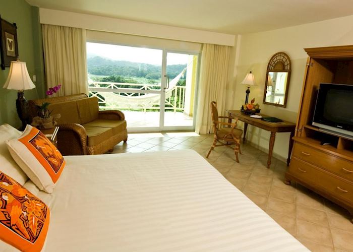 Guest room, Gamboa Rainforest Resort