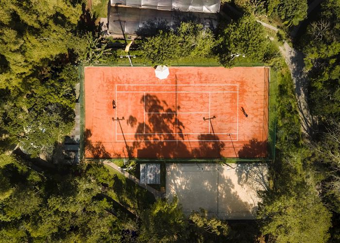 Tennis court, Ponta dos Ganchos