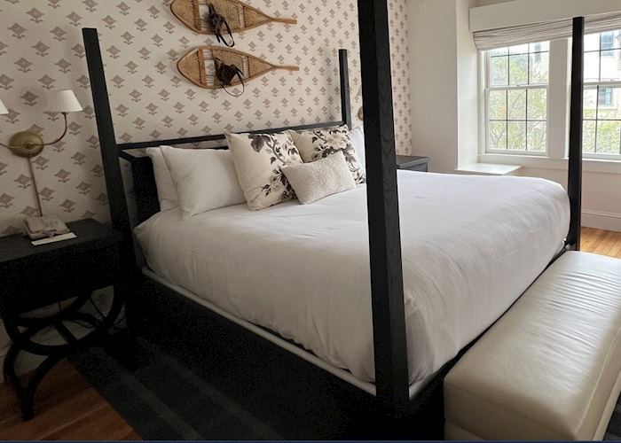 Cottage king guest room at The Wentworth