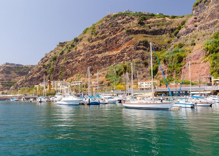 Marina, Calheta