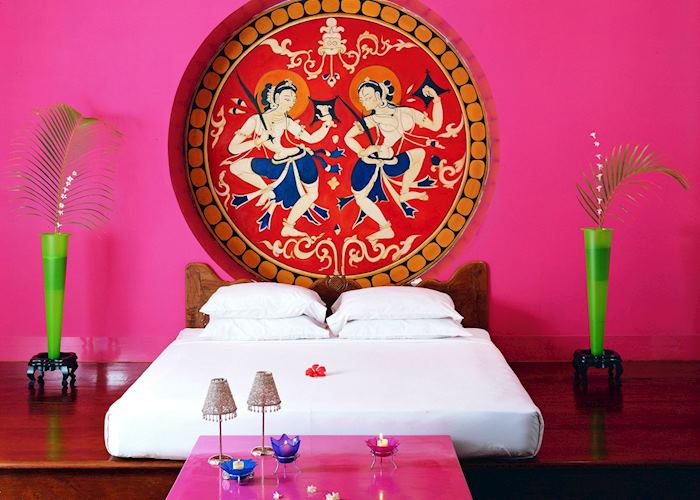 Devata suite, Tugu Malang, Malang