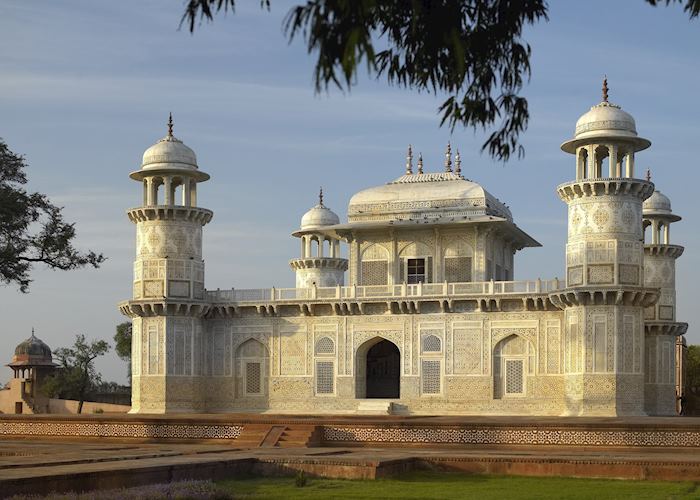 Itimad-ud-Daulah, Agra