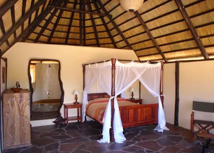 Honeymoon chalet, Pioneer Camp