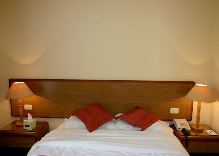 Club room, Al Qasr Metrolpole Hotel