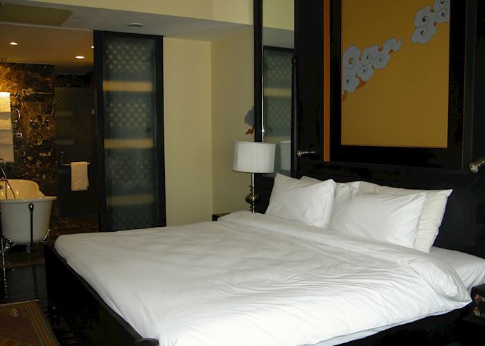 Deluxe Room, Taj Tashi Hotel, Thimphu