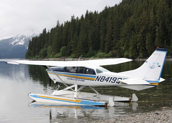 Floatplane at Admiralty Island