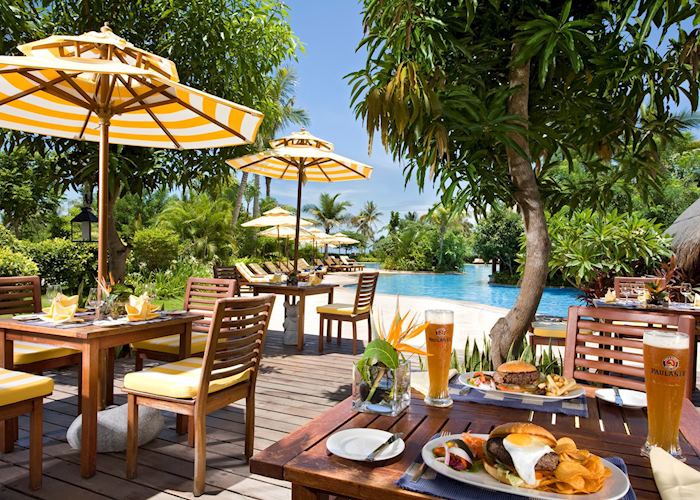 Pool side restaurant, Narada Resort & Spa Sanya, Hainan Island