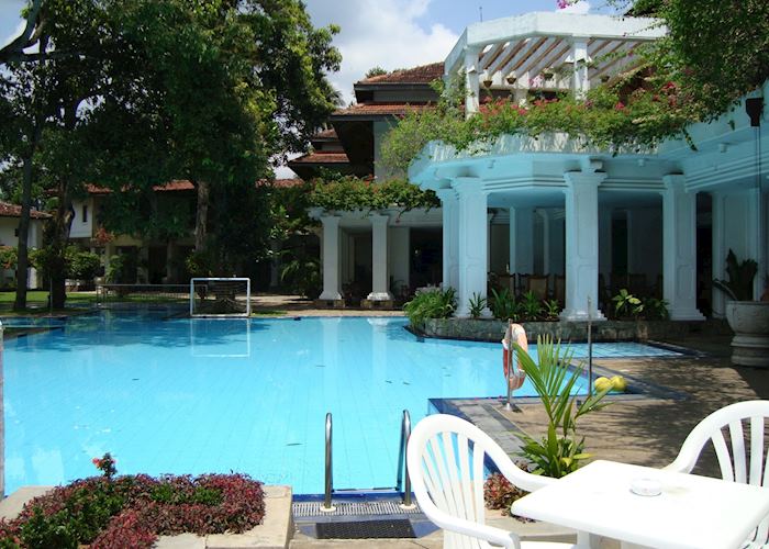 Mahaweli Reach Hotel, Kandy