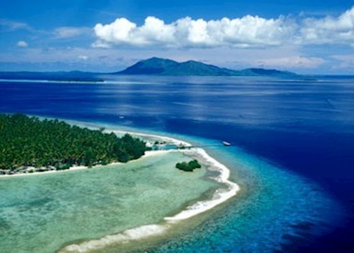 Pulau Menyawakan, Indonesia