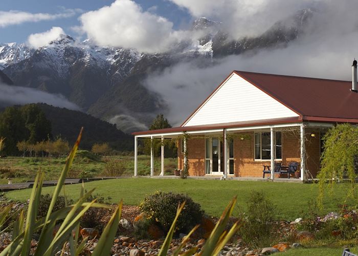 Misty Peaks, Fox Glacier