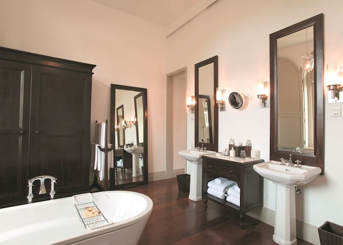 Bathroom of a Galla Suite, Amangalla