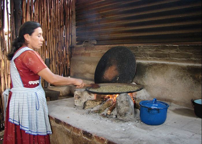 Roasting the coffee