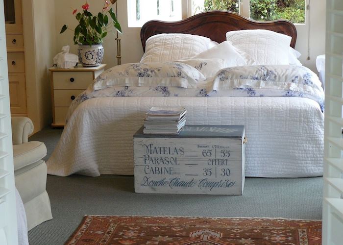 French cottage, Bed of Roses, Kerikeri