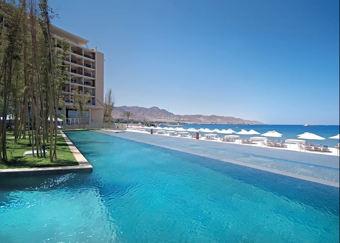 Swimming Pool & Beach Kempinski Aqaba