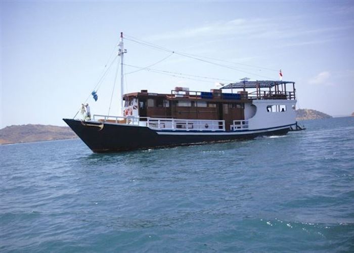 MV Nusa Tara, Labuan Bajo