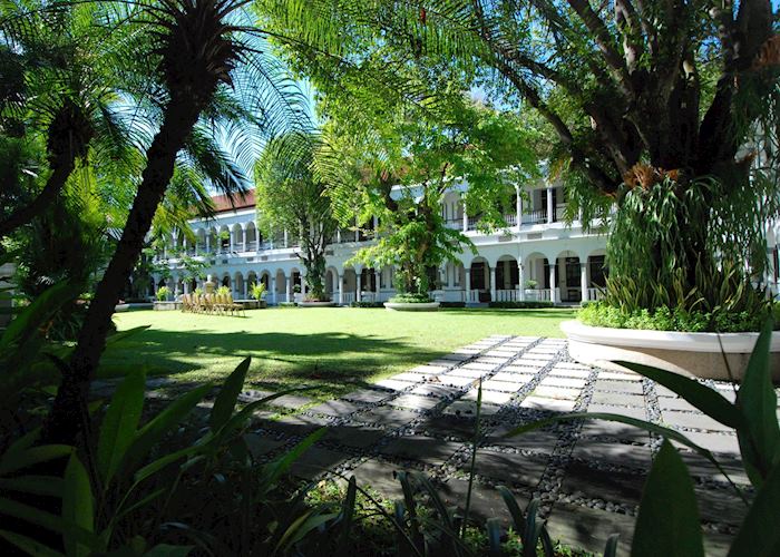 Majapahit Hotel, Surabaya