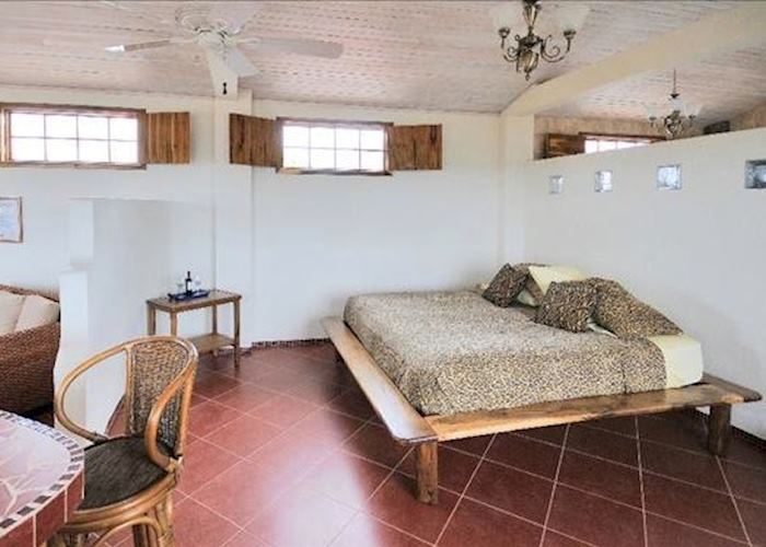 Flamingo Suite, Casa Iguana Mar Y Sol, Galapagos Islands