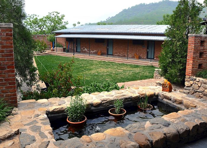 Brickyard Inn Courtyard Garden