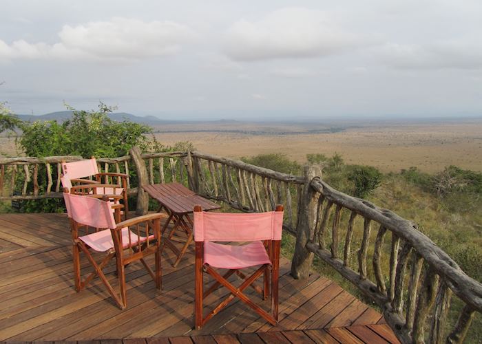 Lions Bluff, Tsavo West
