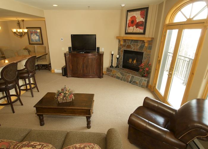 Bear Creek Lodge condominium sitting room