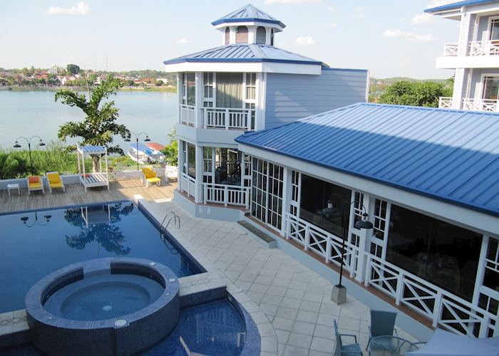 Casona del Lago Hotels in Flores