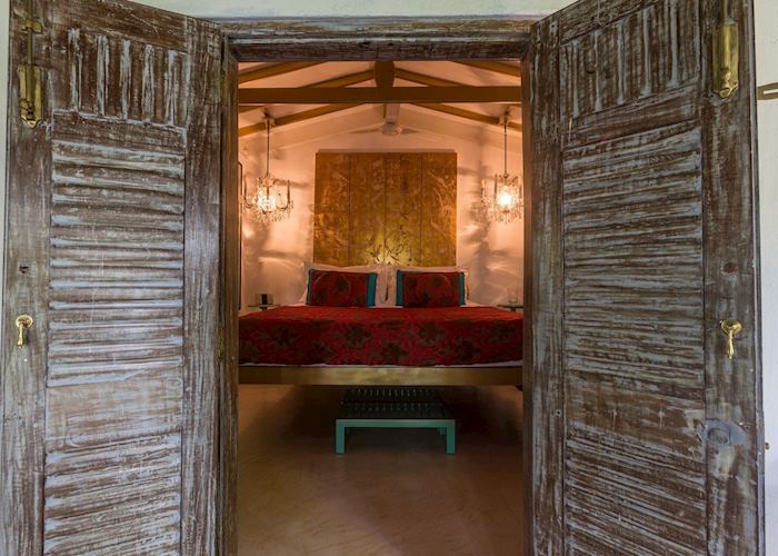 Pagoda Gold Room, Casa Heliconia