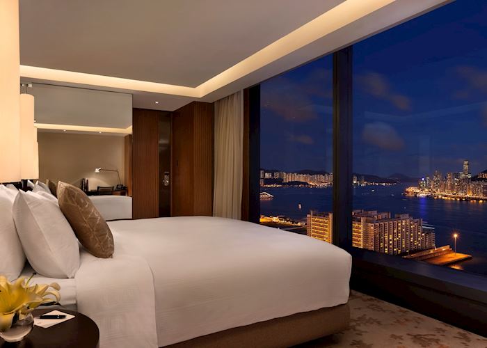 Icon Club 38 Harbour View Room. Hotel Icon