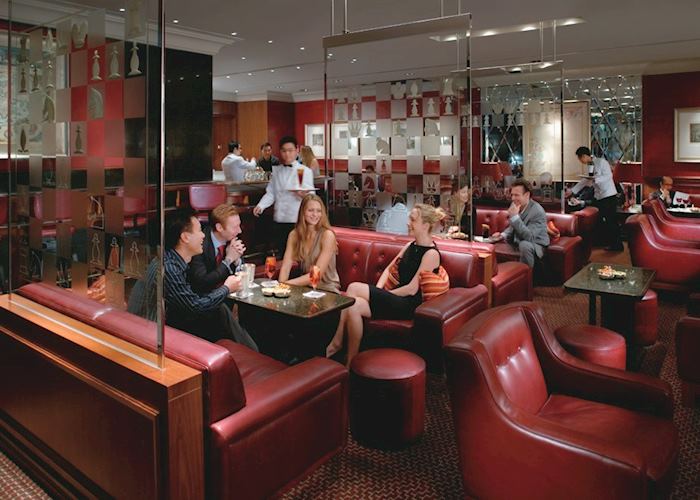The Captain's Bar, Mandarin Oriental