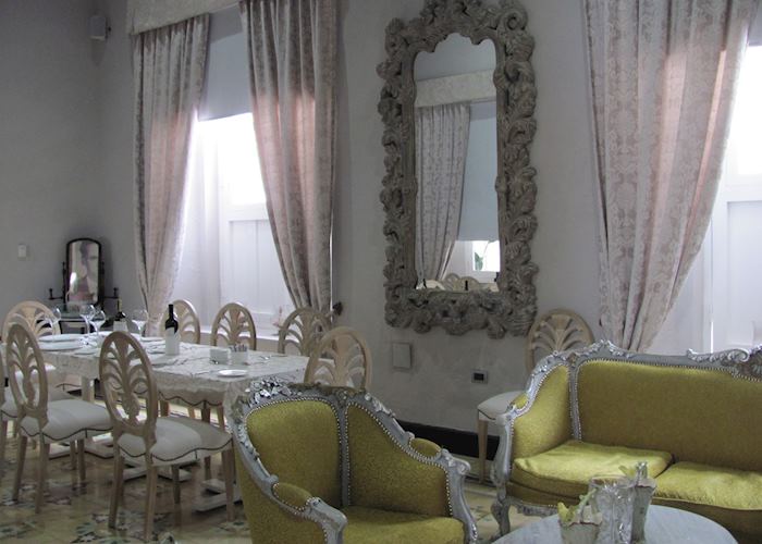 Private dining room