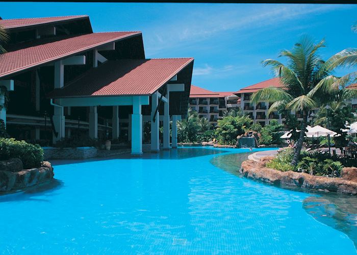 Pool at the Shangri-La’s Tanjung Aru Resort, Kota Kinabalu